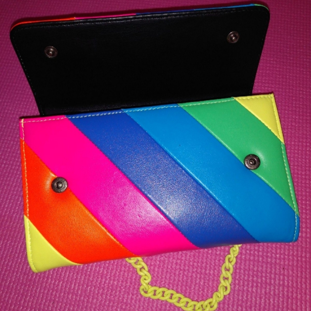 Kurt Geiger - Picture 2 of 3